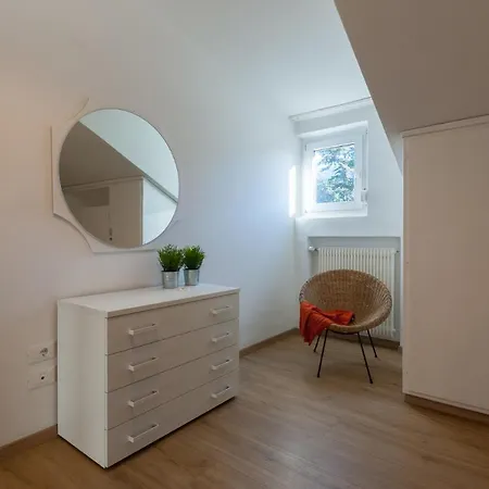 Haus Kuen Appartement *