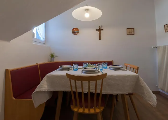 Haus Kuen Apartman *